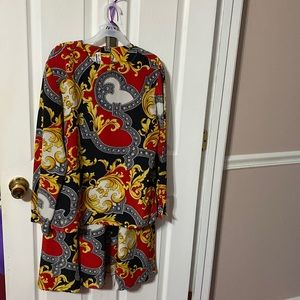 SK&COMPANY 2 piece ladies skirt set; multi colors; size 6